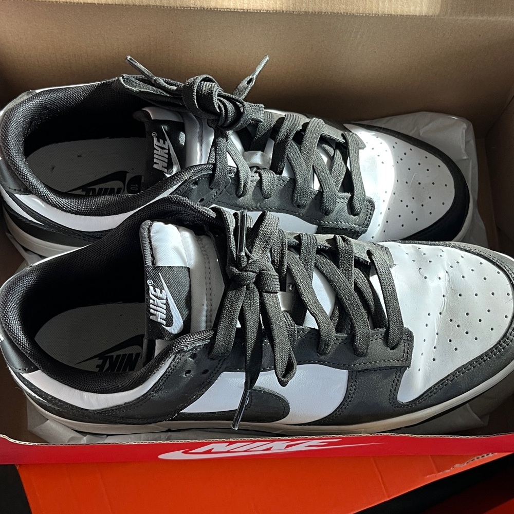 Panda Nike Men's Black and White dunk low Sneakers